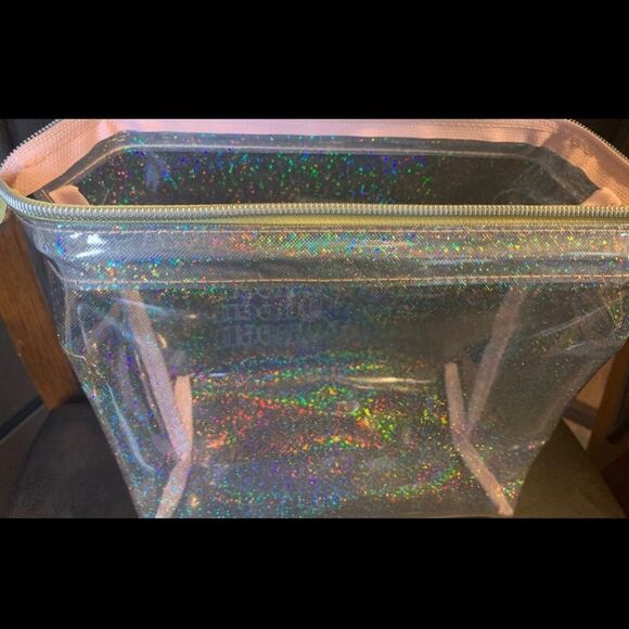 Benefit 2020 Brown Queen Doctor Bag - Picture 6 of 6